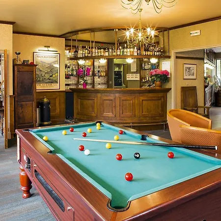 호텔 Family Vic-sur-Cère