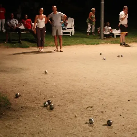 Family 호텔 Vic-sur-Cère