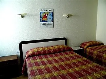 Family Вик-сюр-Сер