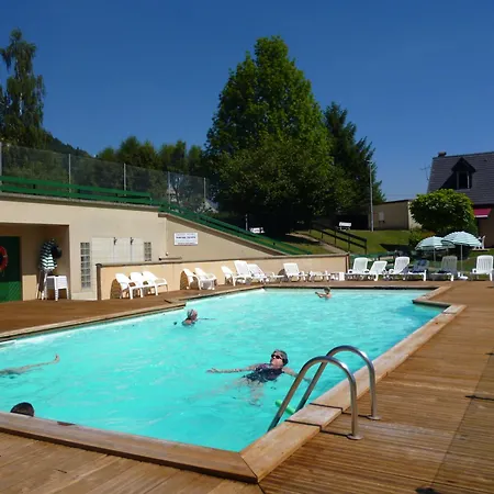 Family Hotel Vic-sur-Cère