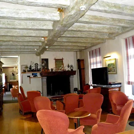 Family Vic-sur-Cère